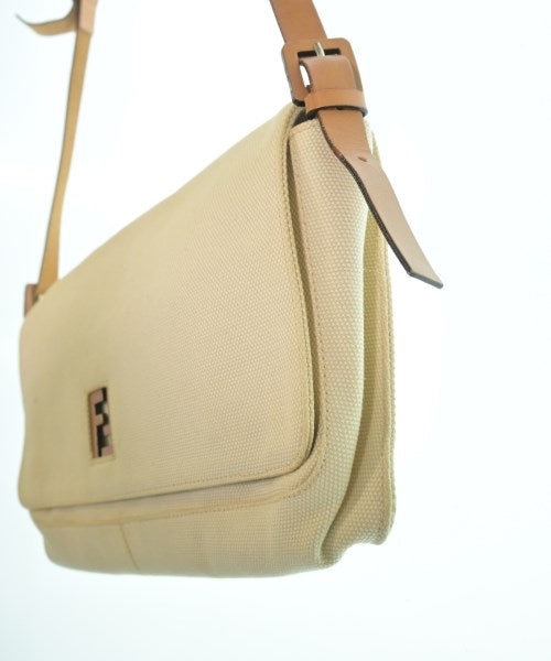 FENDI 肩背包
