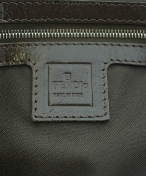 FENDI 肩背包