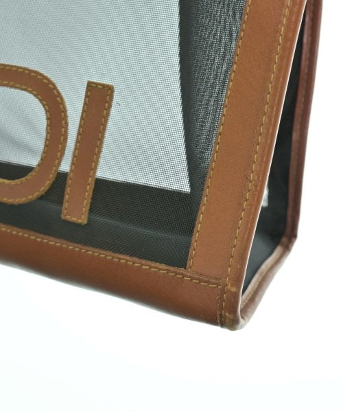 FENDI 肩背包