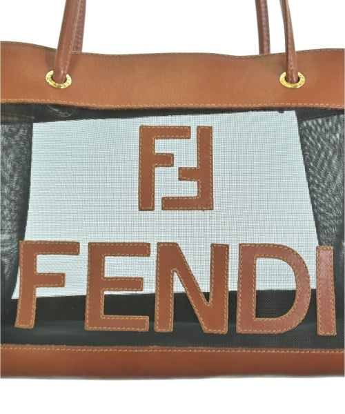 FENDI 肩背包