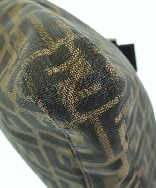 FENDI 肩背包