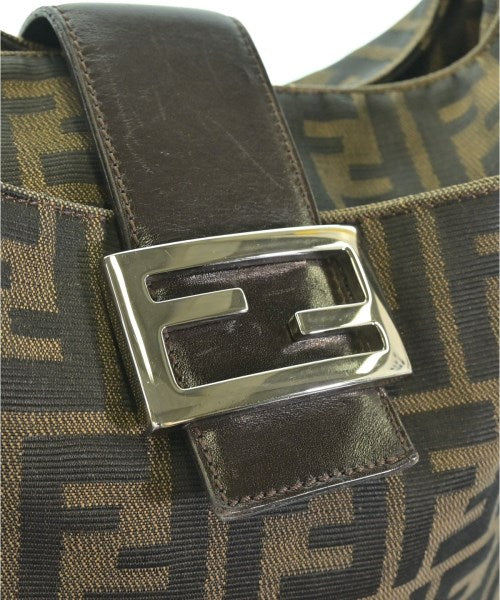 FENDI 肩背包