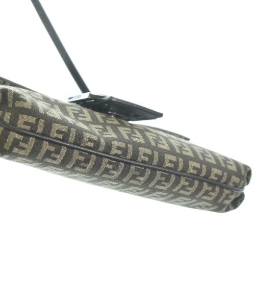 FENDI 肩背包