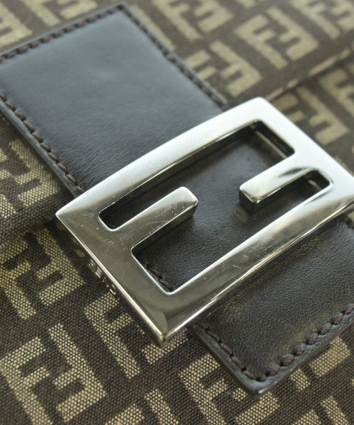 FENDI 肩背包