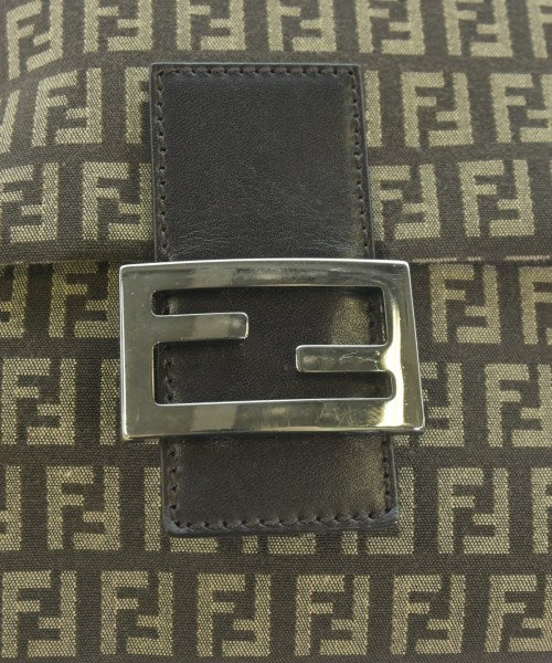 FENDI 肩背包