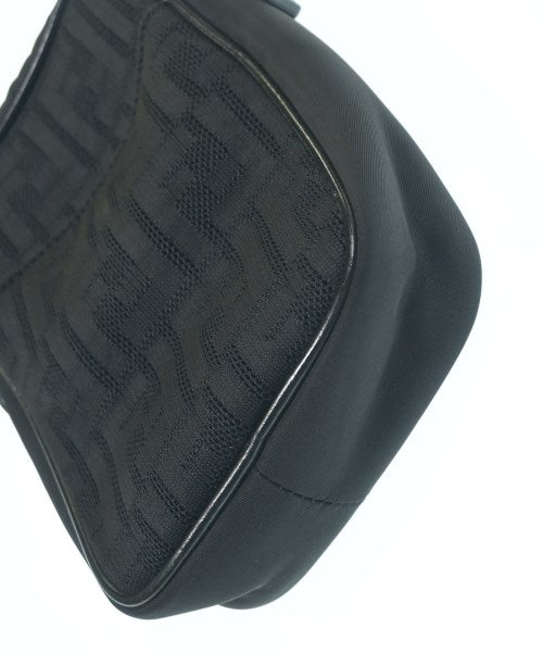 FENDI 肩背包