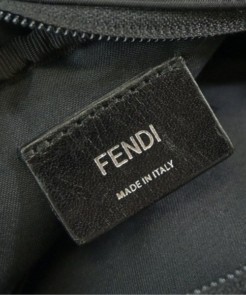 FENDI 肩背包
