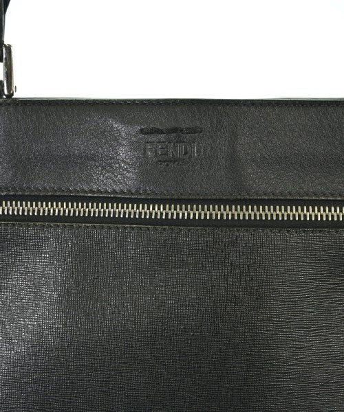 FENDI 肩背包