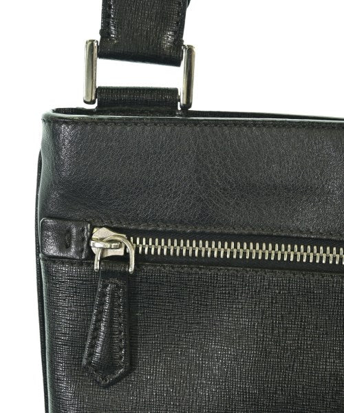 FENDI 肩背包