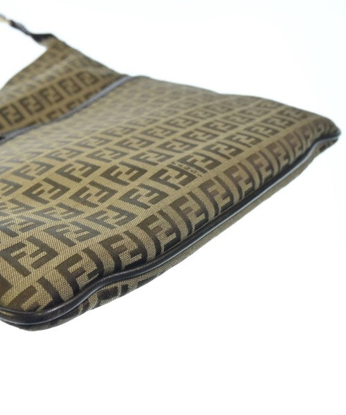 FENDI 肩背包