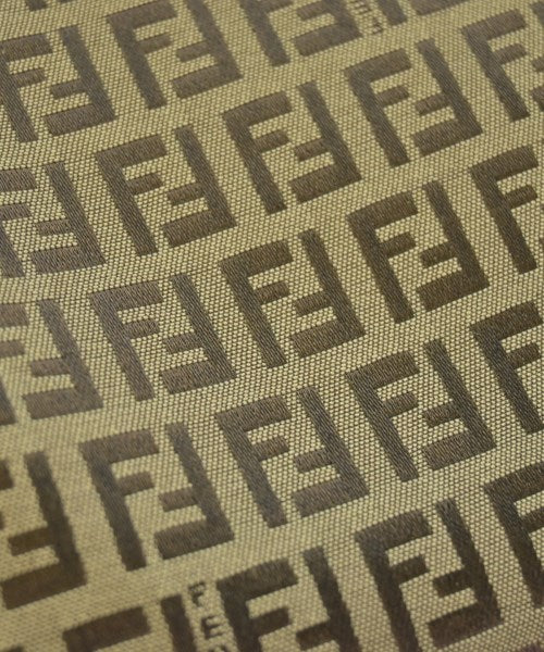 FENDI 肩背包