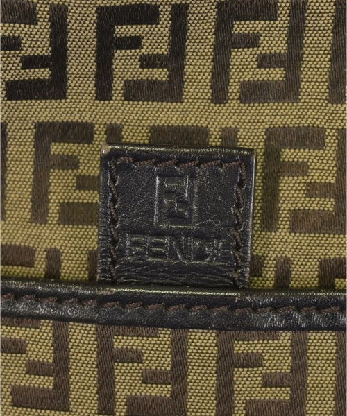 FENDI 肩背包