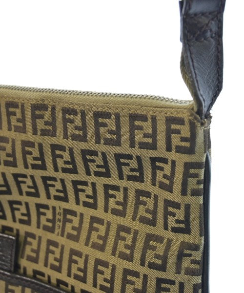 FENDI 肩背包