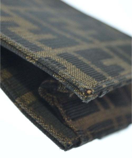 FENDI 肩背包
