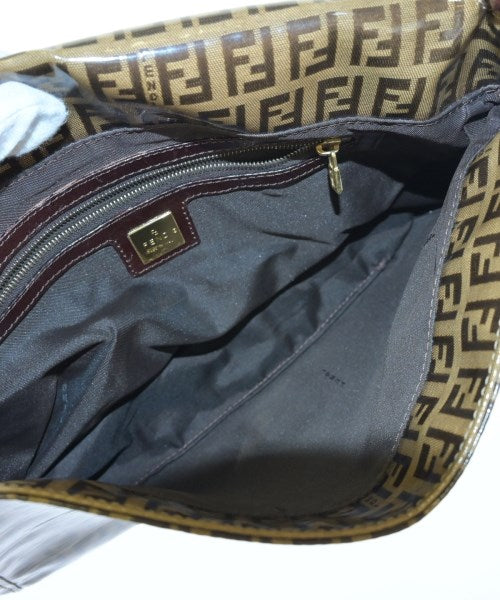 FENDI 肩背包