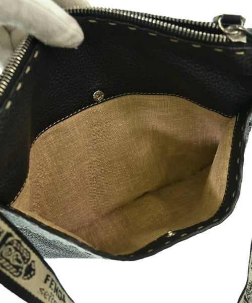 FENDI 肩背包