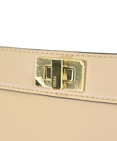 FENDI 肩背包