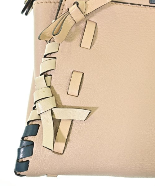 FENDI 肩背包