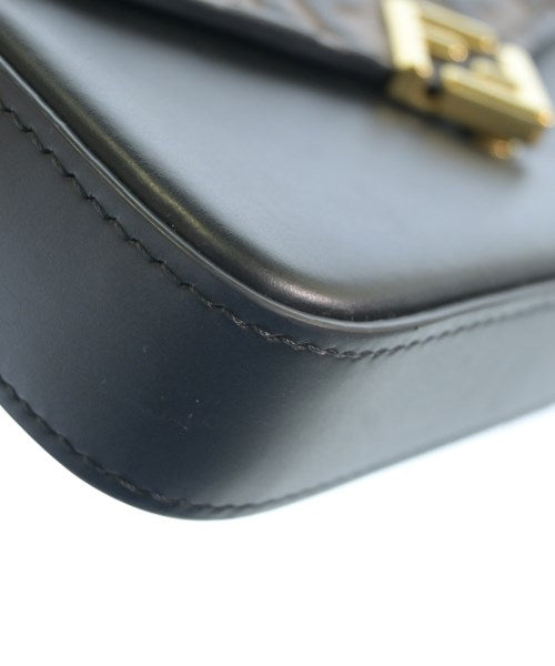 FENDI 肩背包