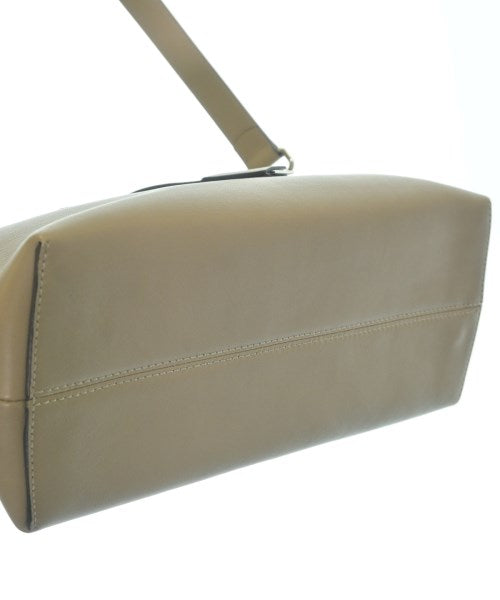 FENDI 肩背包