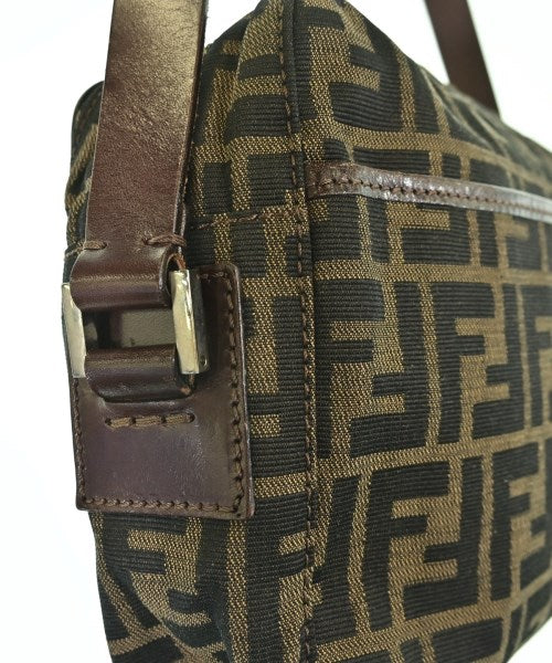 FENDI 肩背包