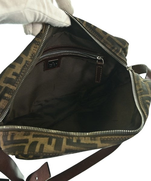 FENDI 肩背包