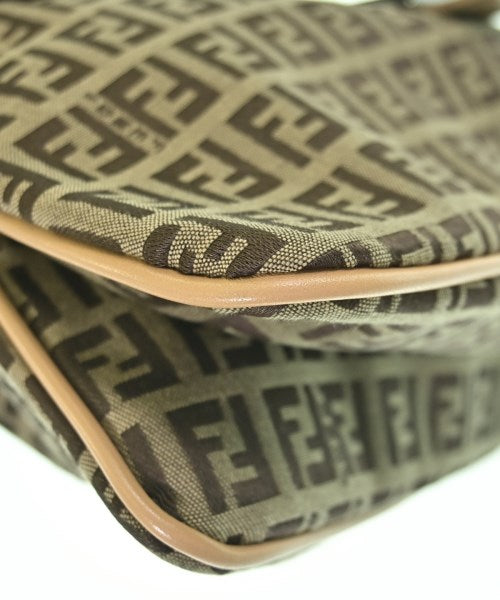FENDI 肩背包