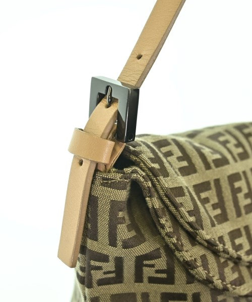 FENDI 肩背包