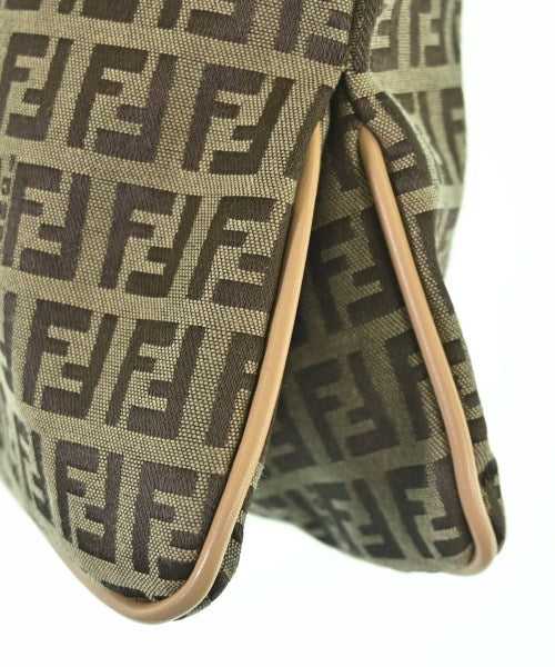 FENDI 肩背包