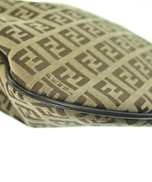 FENDI 肩背包