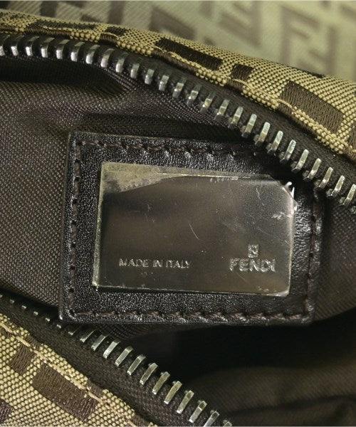 FENDI 肩背包