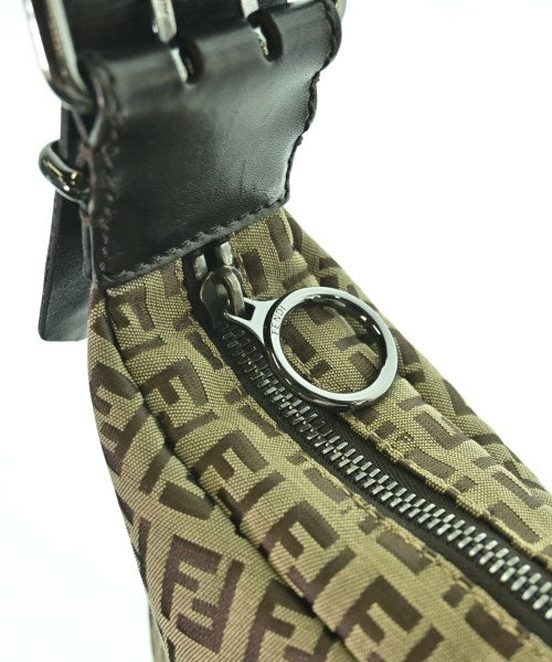 FENDI 肩背包