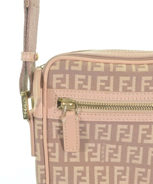 FENDI 肩背包
