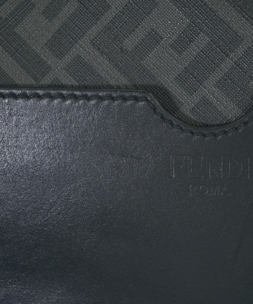 FENDI 肩背包