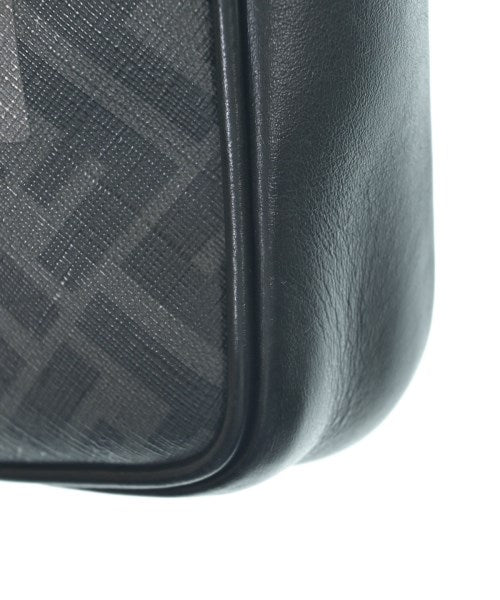 FENDI 肩背包