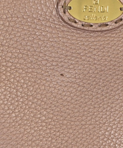 FENDI 肩背包