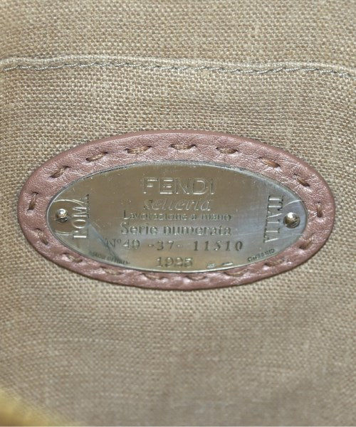 FENDI 肩背包