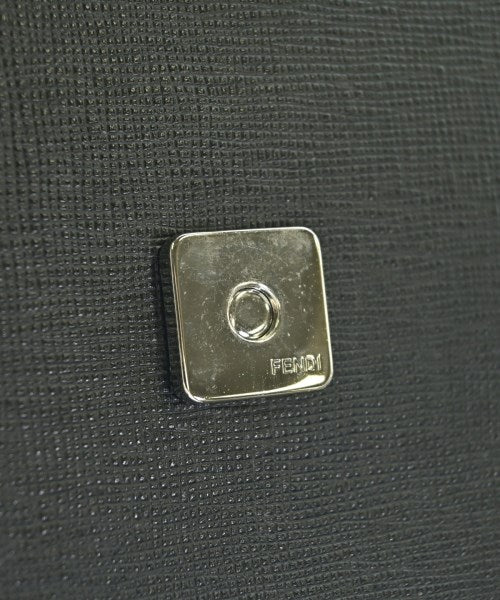 FENDI 肩背包