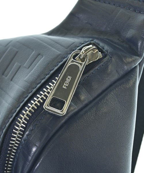 FENDI 肩背包