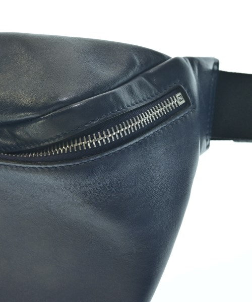 FENDI 肩背包