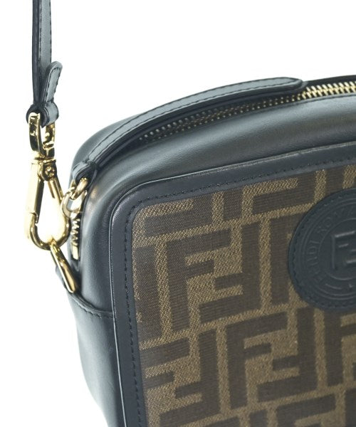 FENDI 肩背包