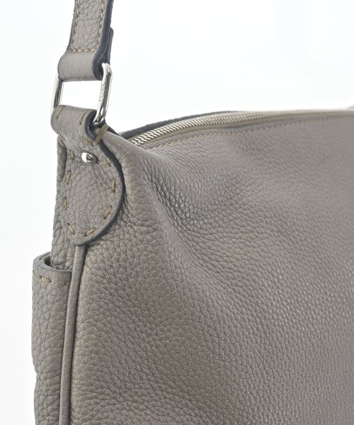 FENDI 肩背包