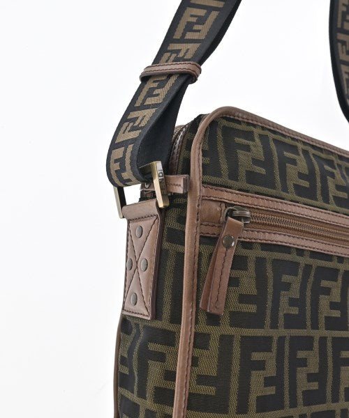 FENDI 肩背包