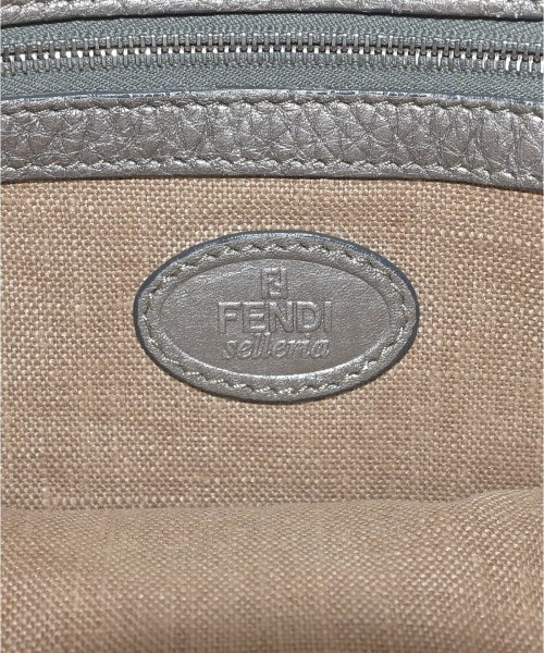 FENDI 肩背包