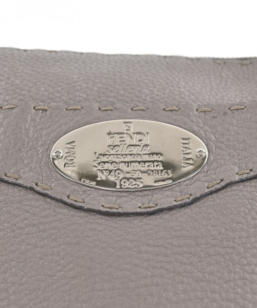 FENDI 肩背包