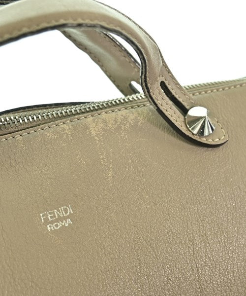 FENDI 肩背包