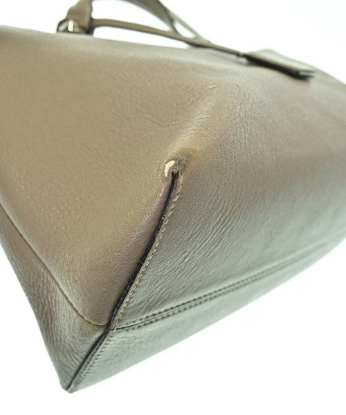 FENDI 肩背包