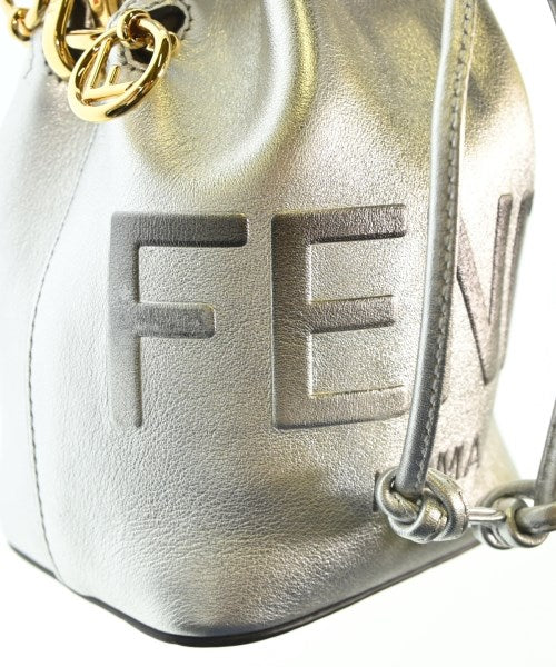 FENDI 肩背包