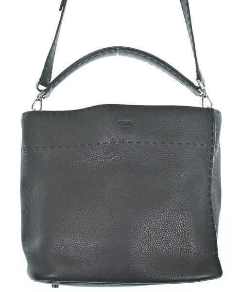 FENDI 肩背包