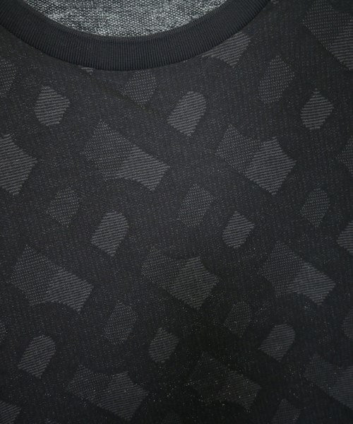 HUGO BOSS T恤/上衣